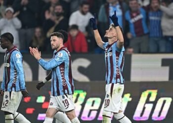 Trabzonspor geri düşse de kazanmayı bildi: İşte maçın özeti