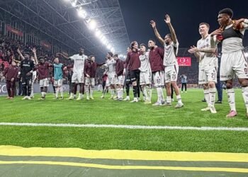 ‘Bize her yer Trabzon’