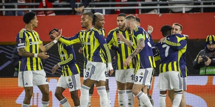 Fenerbahçe zirve yarışında hata yapmak istemiyor! İşte Domenico Tedesco’nun TÜMOSAN Konyaspor maçı muhtemel 11’i