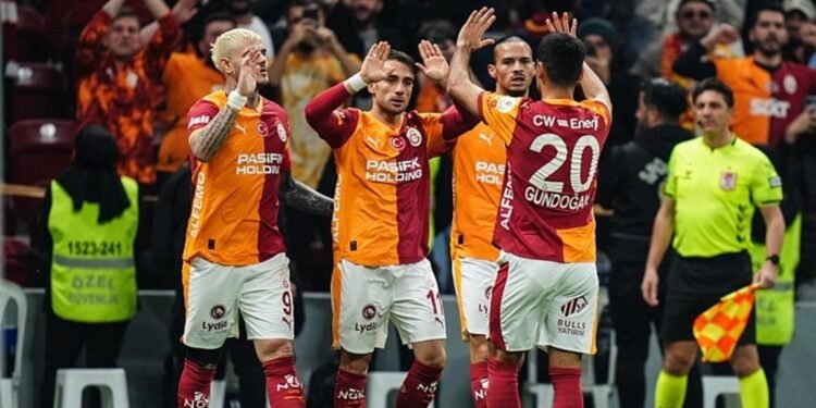 Galatasaray’dan net galibiyet! Cimbom ilk yarıyı lider kapattı