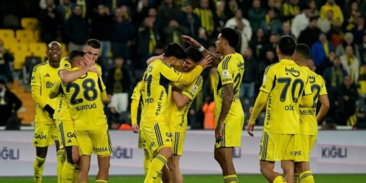 Spor yazarları Fenerbahçe-TÜMOSAN Konyaspor maçını değerlendirdi!