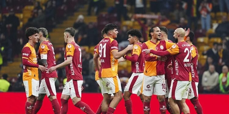 Spor yazarları Galatasaray-RAMS Başakşehir maçını değerlendirdi