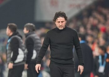 TRABZONSPOR – Fatih Tekke’ten Onuachu Pina ve Savic açıklaması!