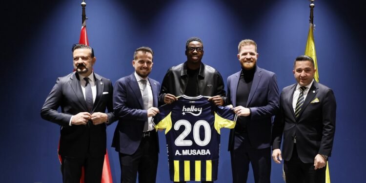 Anthony Musaba resmen Fenerbahçe’de!