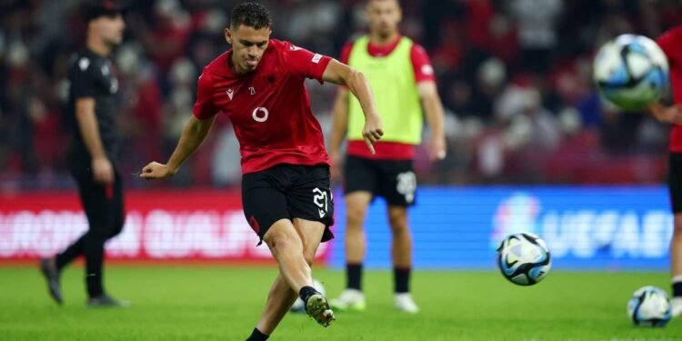 Beşiktaş’tan Kristjan Asllani bombası! Kartal transferi bitiriyor