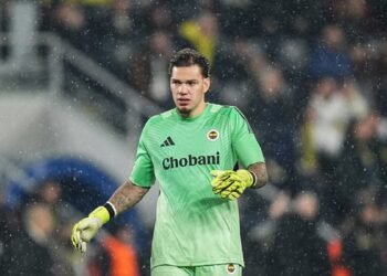 Ederson’un eşinden flaş açıklama: Bu yolda çok nankörlük yaşadık!