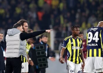 FENERBAHÇE HABERLERİ – Ahmet Çakar’dan maç sonu Tedesco eleştirisi!