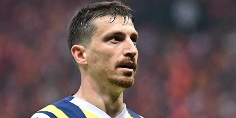 Fenerbahçe’de Mert Hakan Yandaş’a takım arkadaşlarından destek