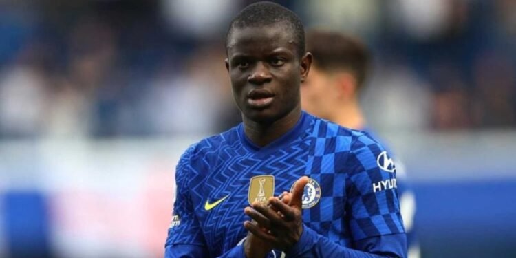 Fenerbahçe’nin görüştüğü N’Golo Kante için flaş iddia!
