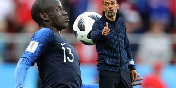 Fenerbahçe’nin görüştüğü N’Golo Kante için hocası Conceiçao’dan açıklama!