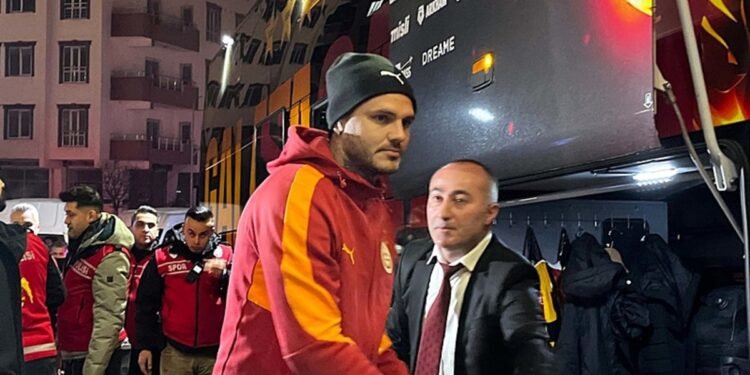 Galatasaray’da Mauro Icardi’den transfer açıklaması!