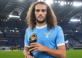 Guendouzi uçağı ne zaman İstanbul’a gelecek, saat kaçta inecek? Guendouizi’nin canlı uçak takip kodu
