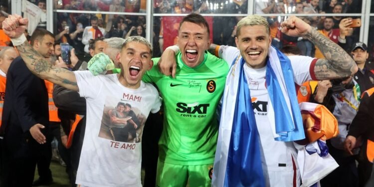 Lucas Torreira’dan Mauro Icardi sözleri: Yaşadığı şeyler beni üzüyor!