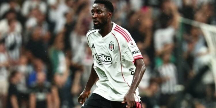 Manchester United’dan Beşiktaş’ın yıldızına kanca! Transfer görüşmesi duyuruldu