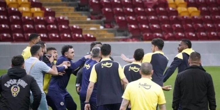 Mert Hakan ve Oosterwolde için karar çıktı!