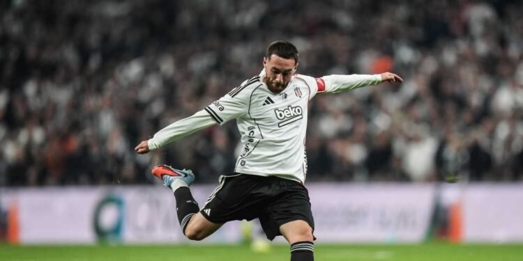 Orkun Kökçü, Beşiktaş’taki ilk golünü attı!