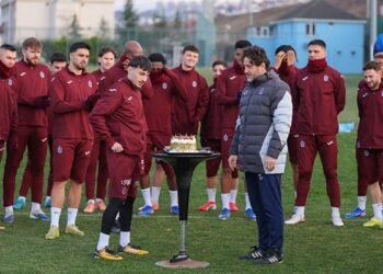 Şampiyonluğun izinde