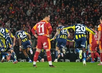 Spor yazarları Galatasaray-Fenerbahçe maçını değerlendirdi