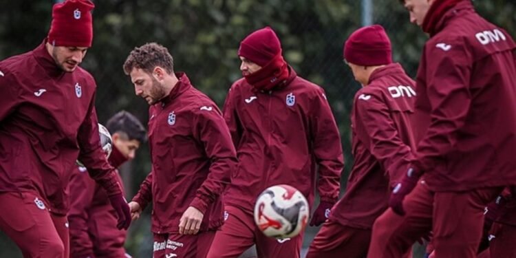 Trabzonspor’da 10. kupa rakip İstanbul! İşte Fatih Tekke’nin muhtemel 11’i