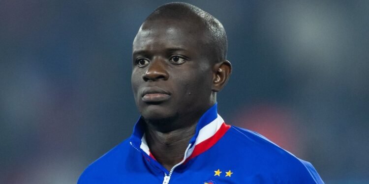 TRANSFER HABERİ – Fenerbahçe’de Kante operasyonu hızlandı! Al-Ittihad ile sıkı bonservis pazarlığı