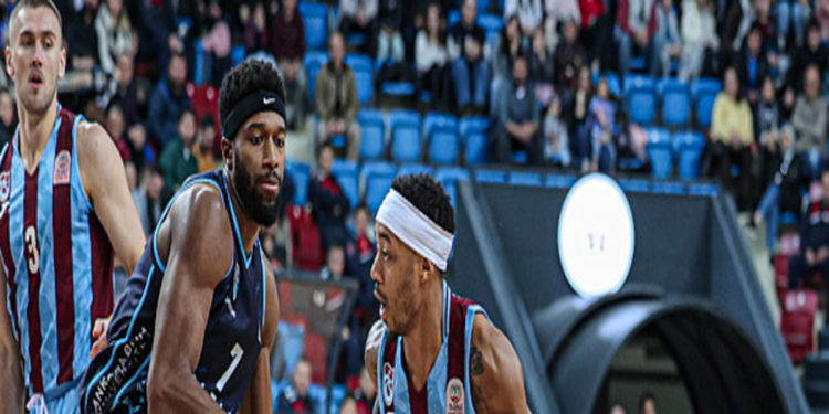 Türk Telekom’u yenen Trabzonspor seriyi 5’e çıkardı!