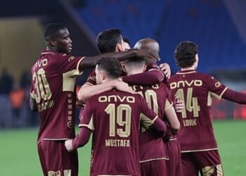 10’un adı Fırtına