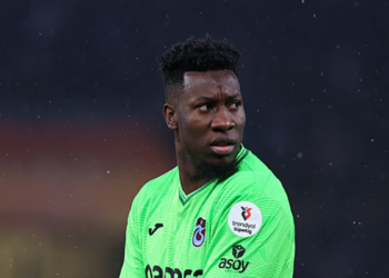 11 maçta 19 gol yedi