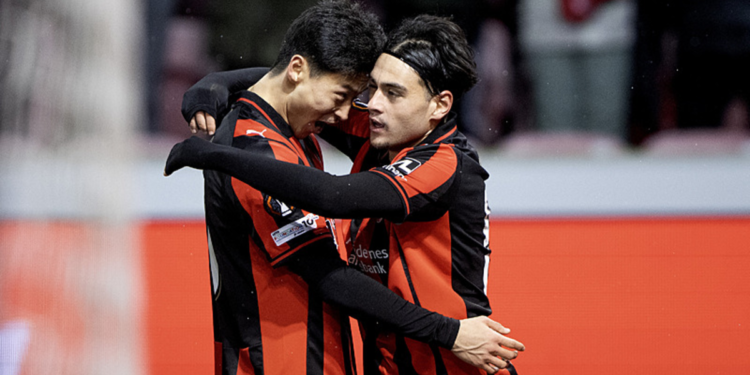 Aral göz kamaştırıyor