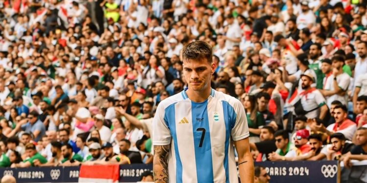 Arjantin basınından flaş iddia: Galatasaray Kevin Zenon’un peşinde