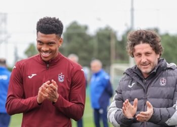 Augusto hırs küpü