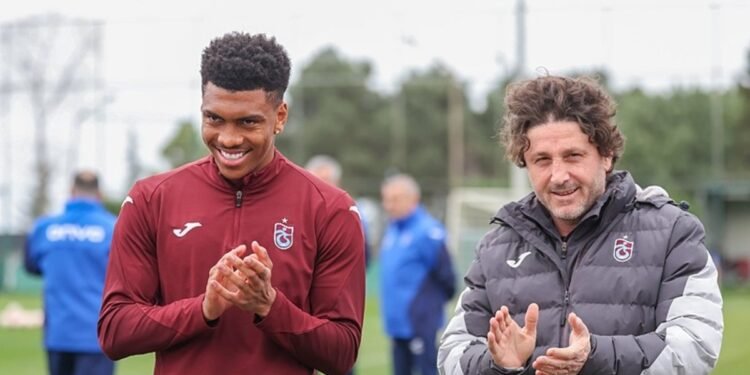 Augusto hırs küpü