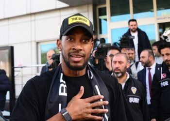 Beşiktaş Amir Murillo transferini resmen açıkladı!