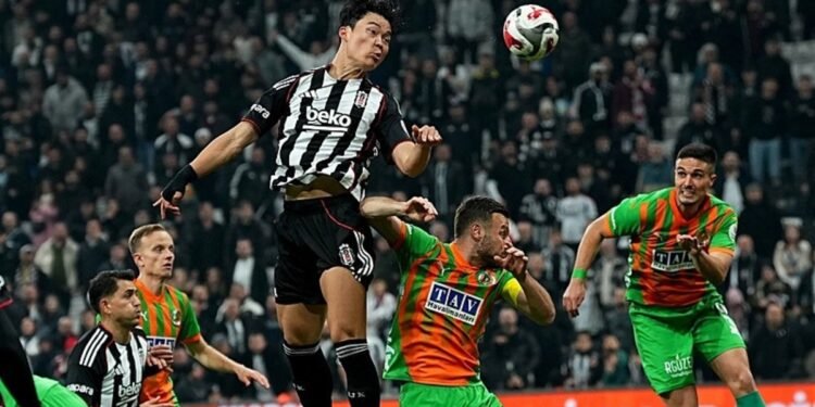 Beşiktaş penaltı kazandı! İşte o pozisyon