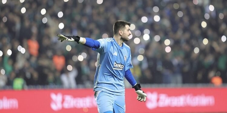 Birinci kalecim sensin