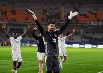 Ersin kalesinde devleşti