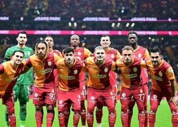 Eyüpspor maçında flaş gelişme! Galatasaraylı yıldız için Hollanda’dan bizzat geldi
