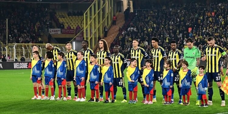 Fenerbahçe WhatsApp grubunda Galatasaray’ın mağlubiyeti sonrası büyük coşku!