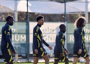 Fenerbahçe’de Antalyaspor maçı hazırlıkları tamam