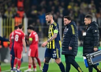 Fenerbahçe’de Skriniar endişesi! Sakatlığı beklenenden ciddi olabilir