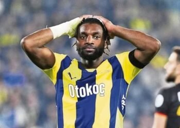 Fenerbahçe’nin eski yıldızı Allan Saint-Maximin’den olaylı veda!