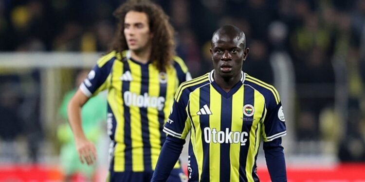 Fenerbahçe’nin yeni transferi Kante 40 milyon Euro’yu reddetti!