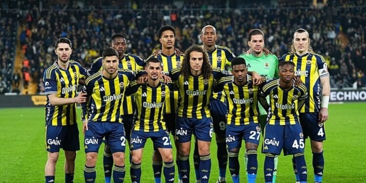 Fenerbahçe’ye o isimden kötü haber! Antalya deplasmanında kadroda olmayabilir