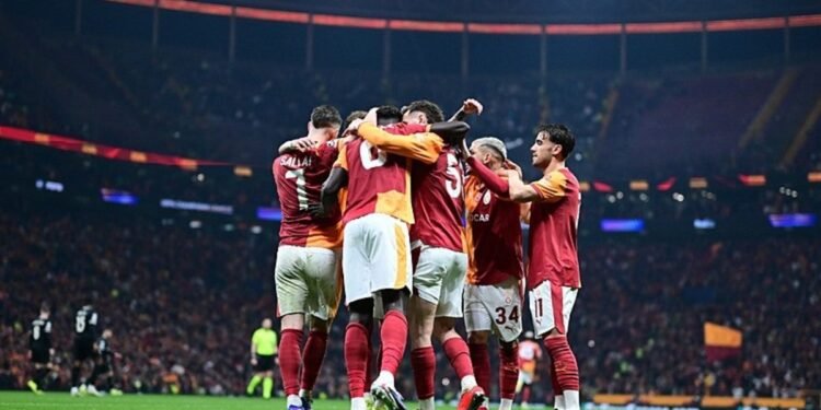 Galatasaray evinde Juventus’u farklı mağlup etti! (İŞTE MAÇIN ÖZETİ)