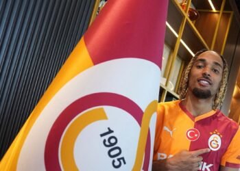 Galatasaray Sacha Boey transferini video ile duyurdu!