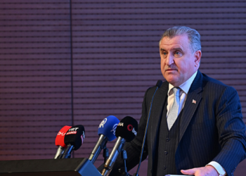 Gençlik ve Spor Bakanı, Fenerbahçe-Nottingham Forest maçını takip etti