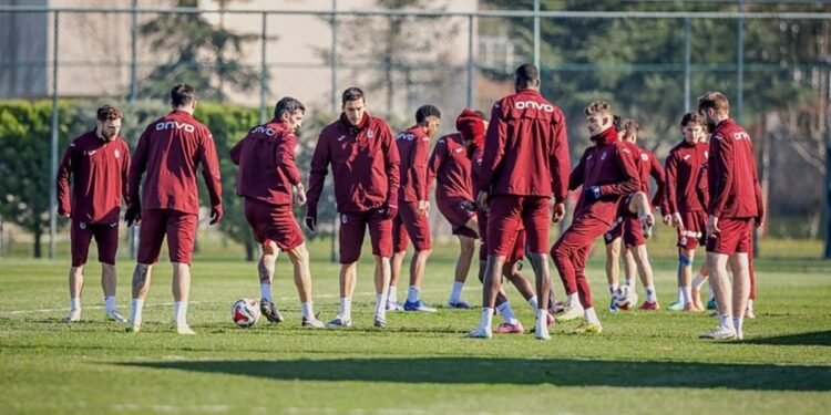 Hazırlıklar devam ediyor