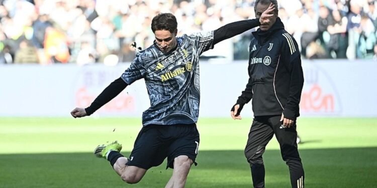 Juventus Galatasaray maçına hazır! Kenan Yıldız antrenmanda yer aldı