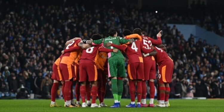 Juventus maçı öncesi Galatasaray’da sağ bek ikilemi!