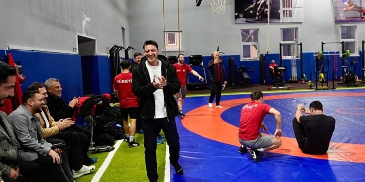 Mesut Özil: Benim gönlüm Fenerbahçe’den yana!