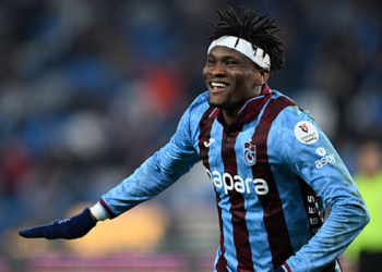 Nwaiwu tarihe geçti